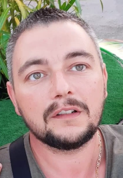 Profil de Ives