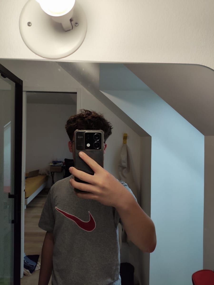 Profil de Hélie